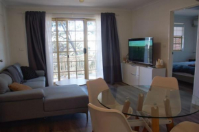Contemporary 2BR Apt w Free Parking